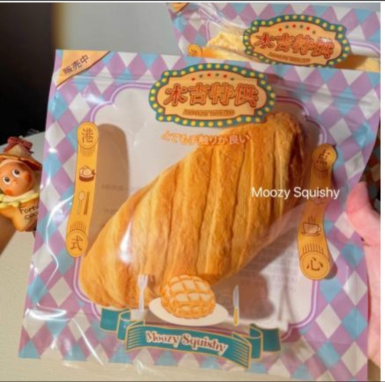Moozy Butter Baguette Squishy