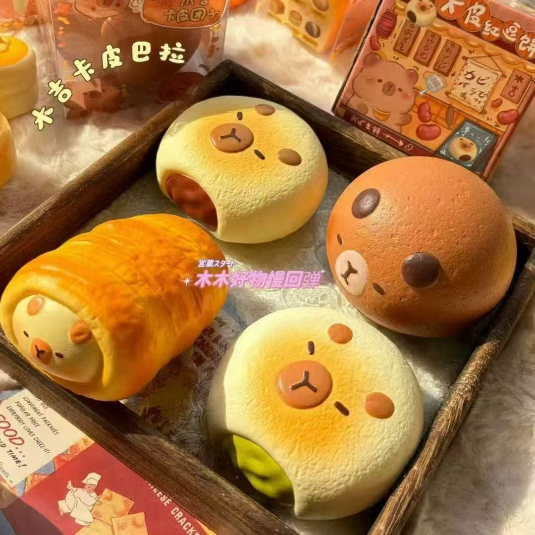 Moozy Capybara Dango Squishy