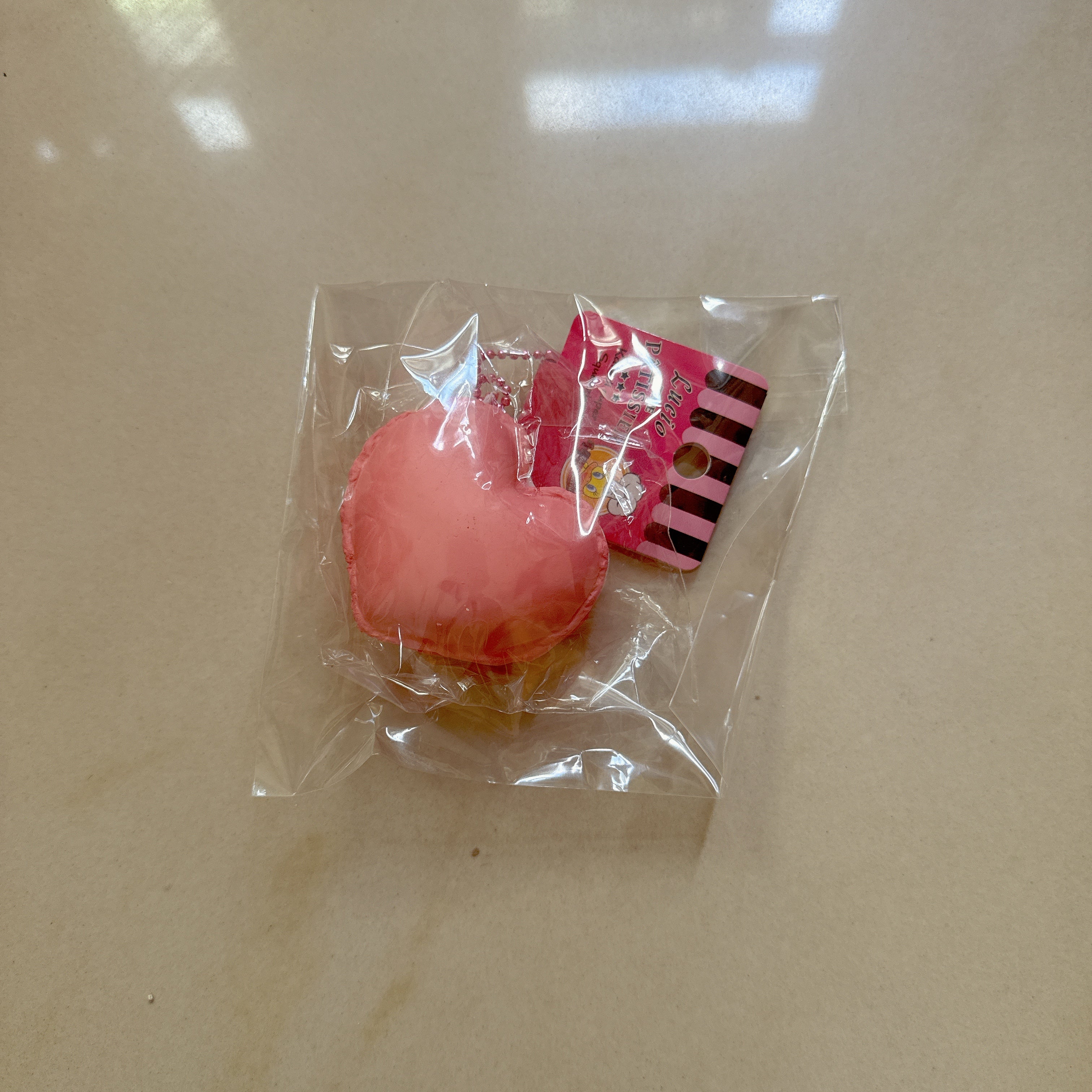 Lucio Heart Macaroon Squishy