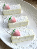 Sweetbuns White Chocolate Strawberry Cake