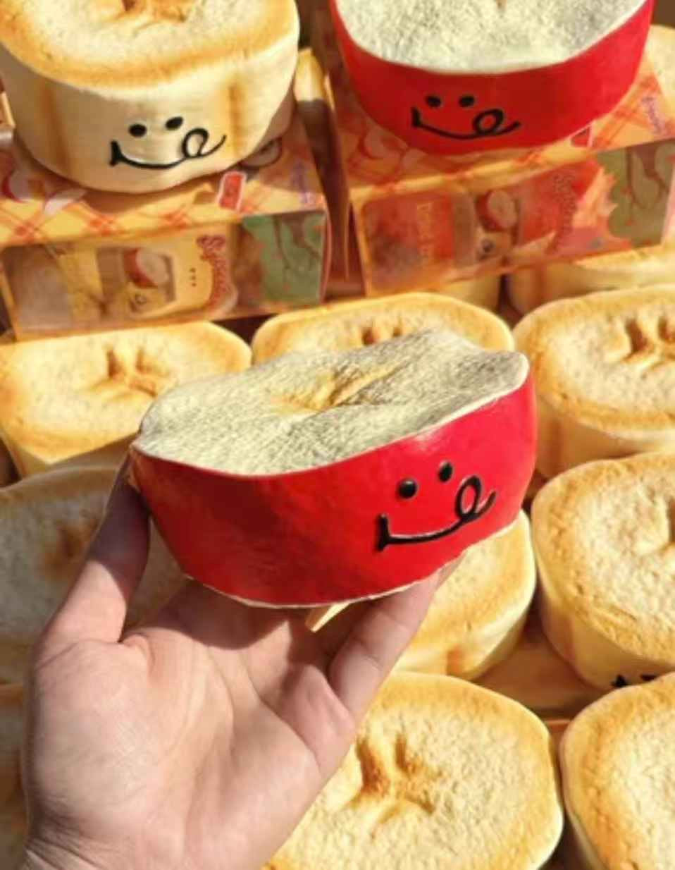 Hachimi Apple Slice Squishy