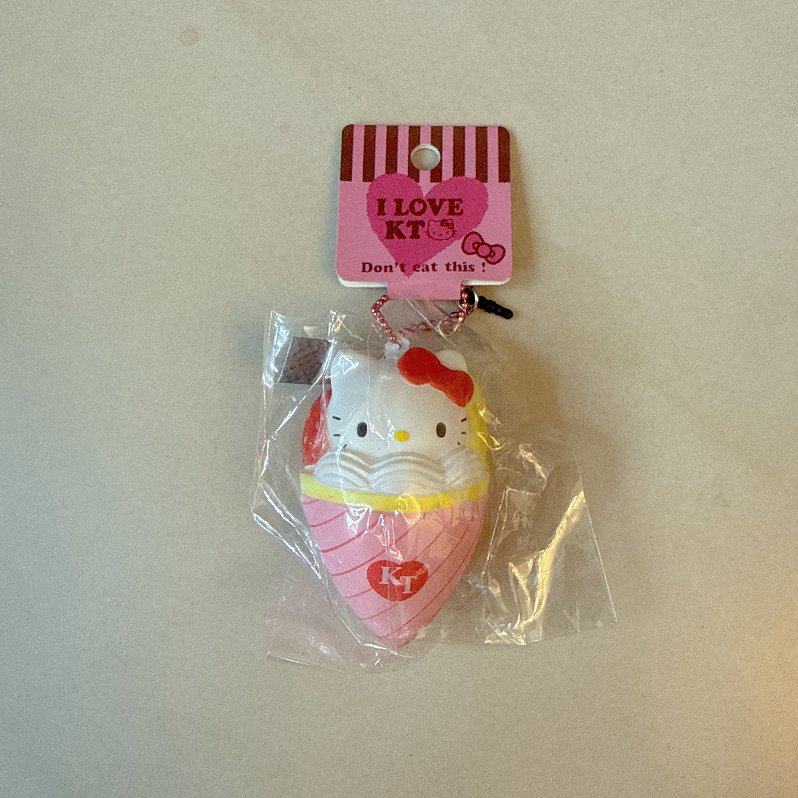 Hello Kitty Crepe Squishy (2015 License)