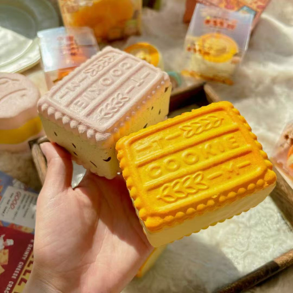 Moozy Mousse Cookie Squishy