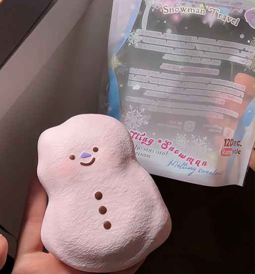 Lisa Melting Snowman Squishy