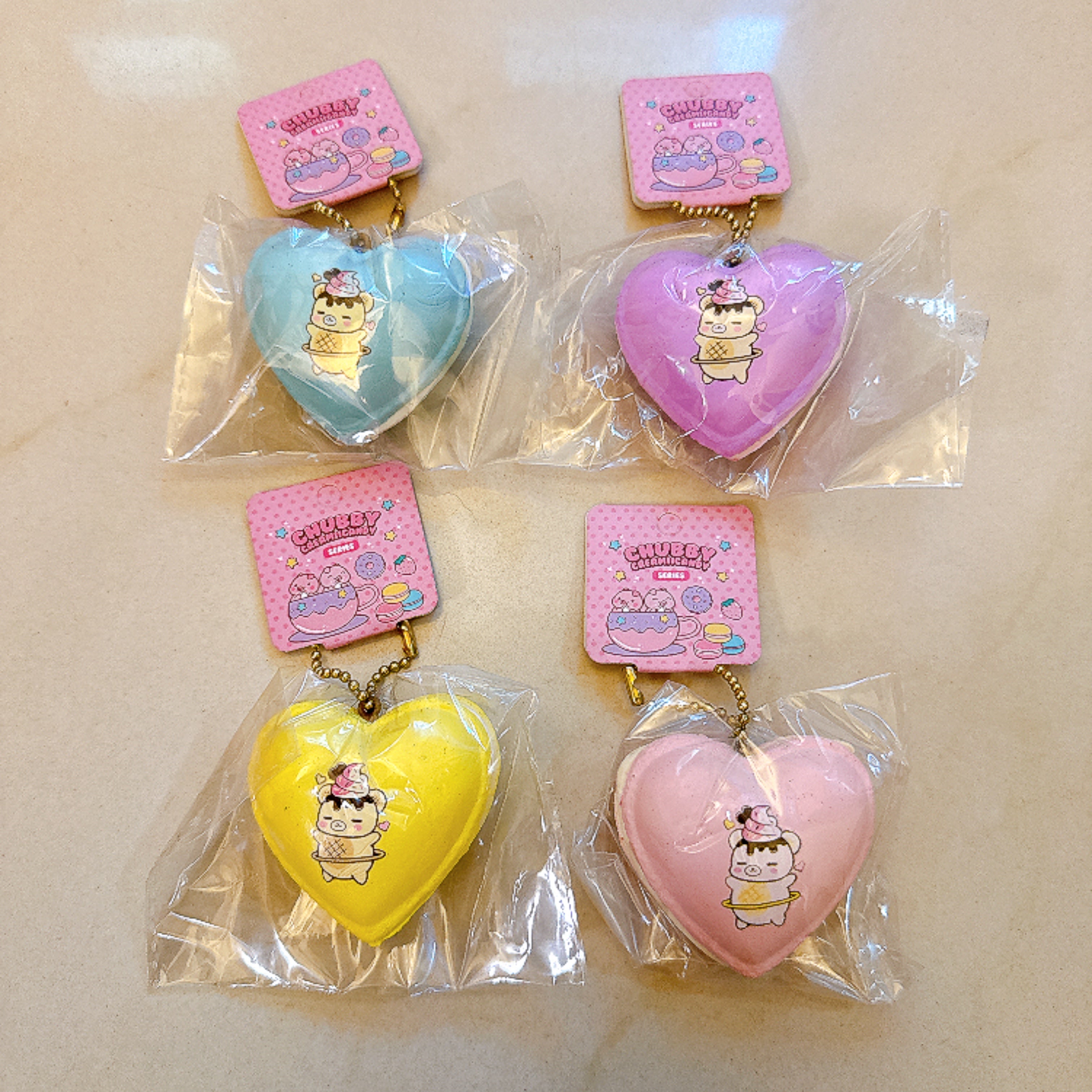 Creamiicandy Yummiibear Heart Macaroon Squishy